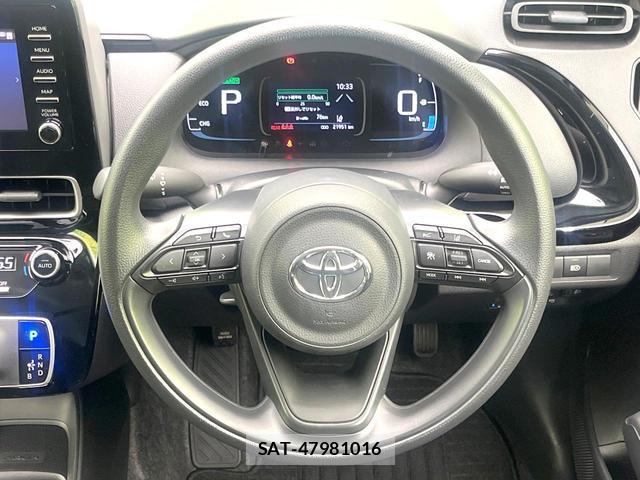 Toyota AQUA 2022-06 8551784-10
