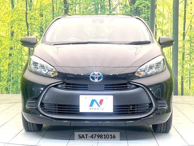 Toyota AQUA 2022-06 8551784-13