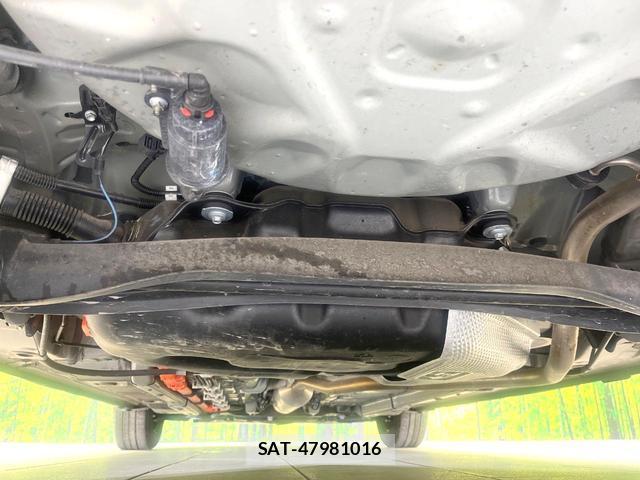Toyota AQUA 2022-06 8551784-18