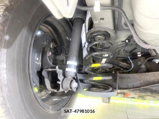 Toyota AQUA 2022-06 8551784-19