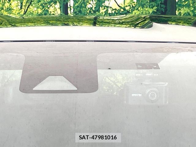 Toyota AQUA 2022-06 8551784-4