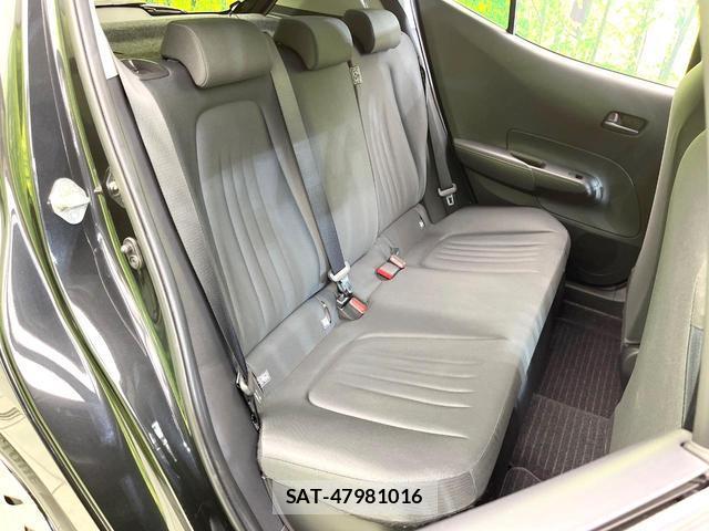 Toyota AQUA 2022-06 8551784-8