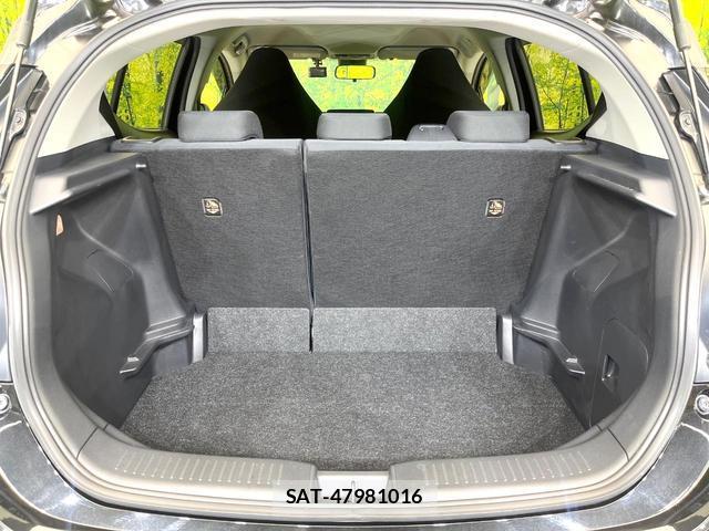 Toyota AQUA 2022-06 8551784-9
