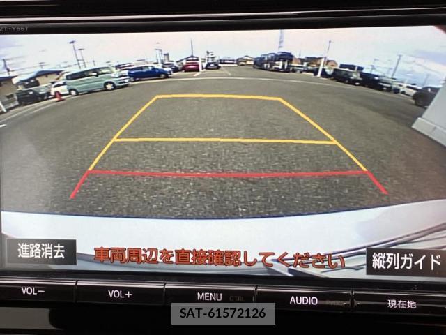 Toyota AQUA 2018-04 8551829-11