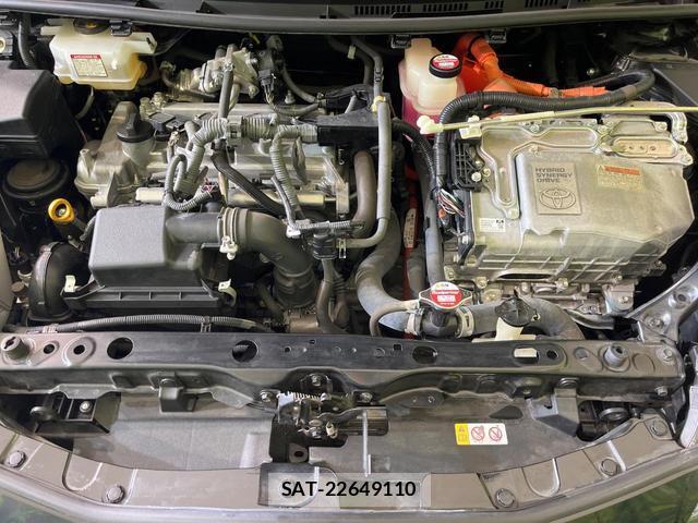 Toyota AQUA 2019-01 8551865-18