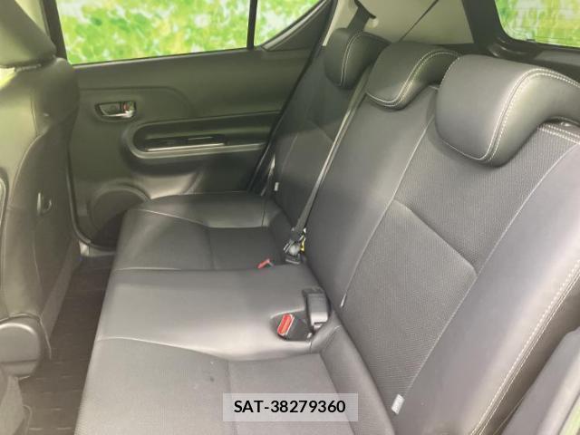 Toyota AQUA 2018-09 8552253-6