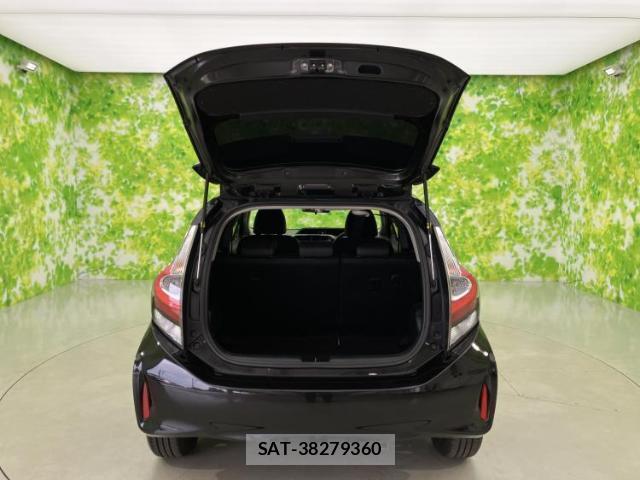 Toyota AQUA 2018-09 8552253-7