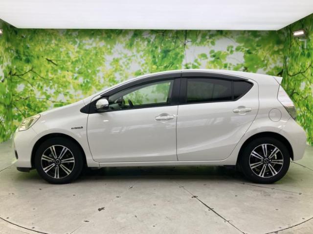 Toyota AQUA 2013-08 8552455-1