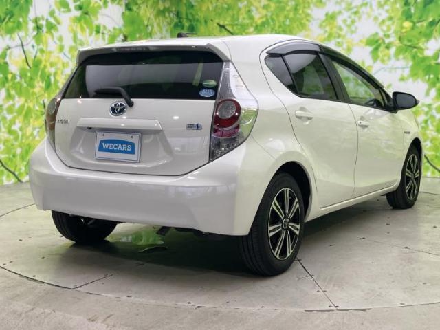 Toyota AQUA 2013-08 8552455-2