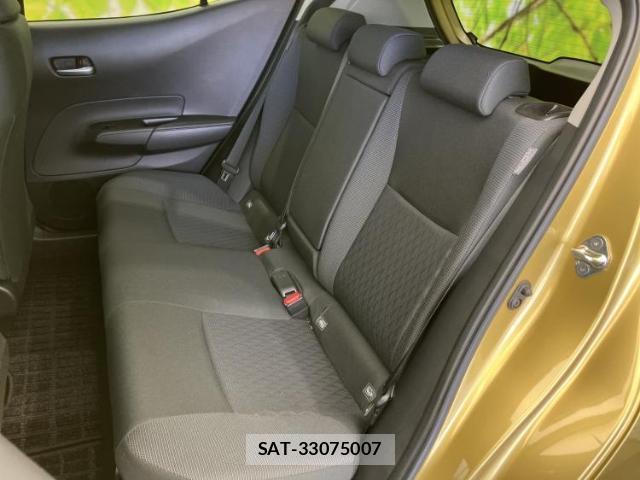 Toyota AQUA 2022-11 8552549-6