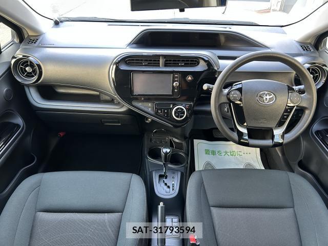Toyota AQUA 2018-07 8552767-2