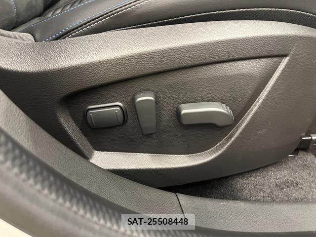 Renault Arkana 2025-01 8546942-6