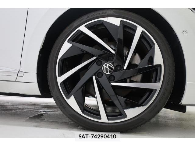 VolksWagen ARTEON 2021-08 8545518-16