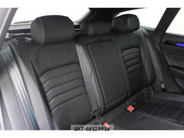 VolksWagen ARTEON 2021-07 8545525-13