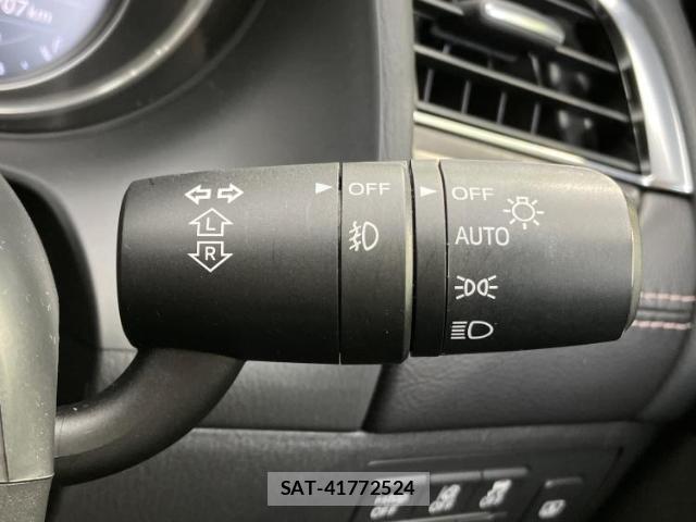 Mazda ATENZA 2016-10 8546211-13