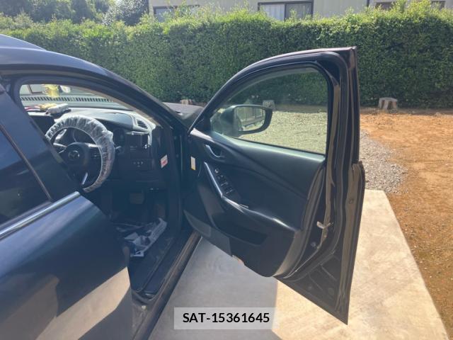 Mazda ATENZA WAGON 2017-01 8547433-4