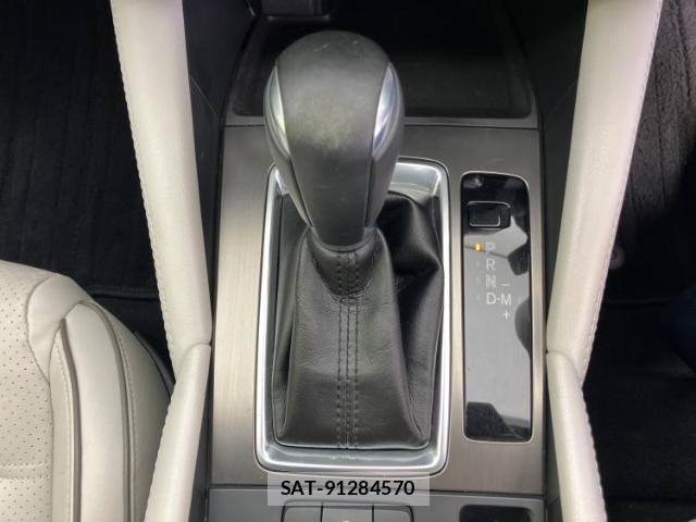 Mazda ATENZA WAGON 2016-08 8550942-16