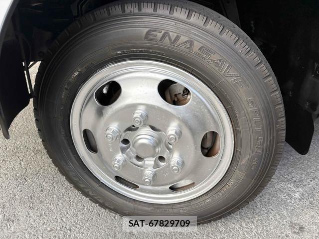 Nissan ATLAS 2015-05 8548535-19