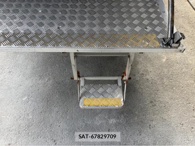 Nissan ATLAS 2015-05 8548535-6