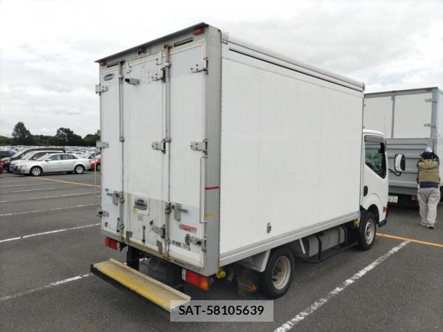 Nissan ATLAS 2013-10 8550857-1