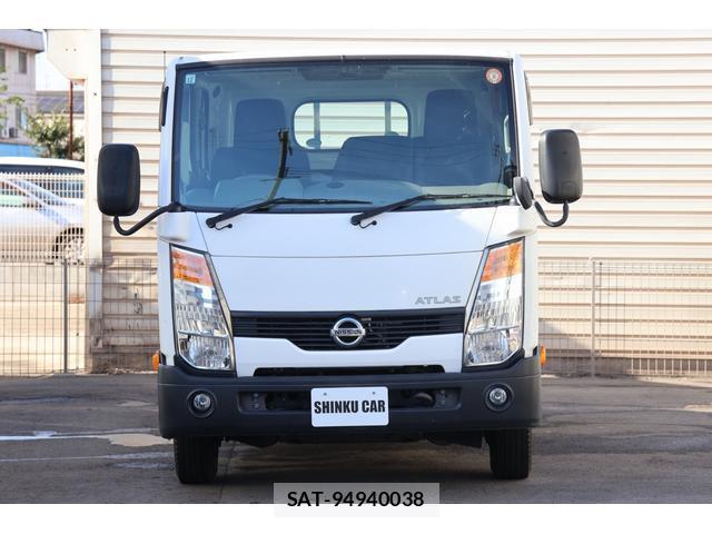 Nissan ATLAS 2013-12 8551247-1