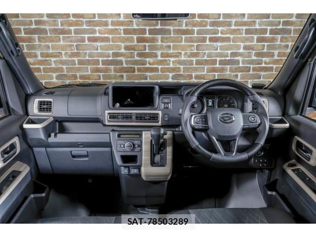 Daihatsu ATRAI 2026-04 8545407-17