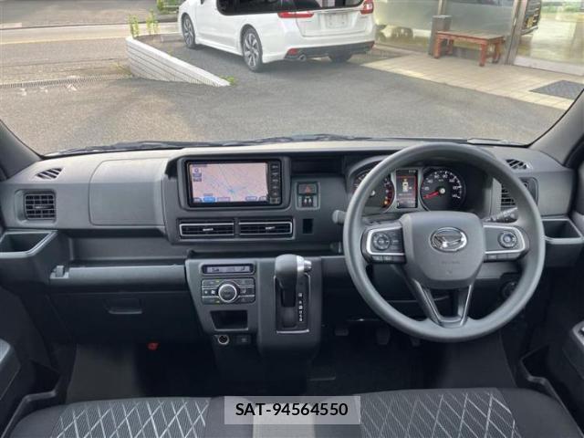 Daihatsu ATRAI 2024-04 8545772-3