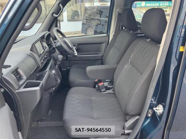 Daihatsu ATRAI 2024-04 8545772-5