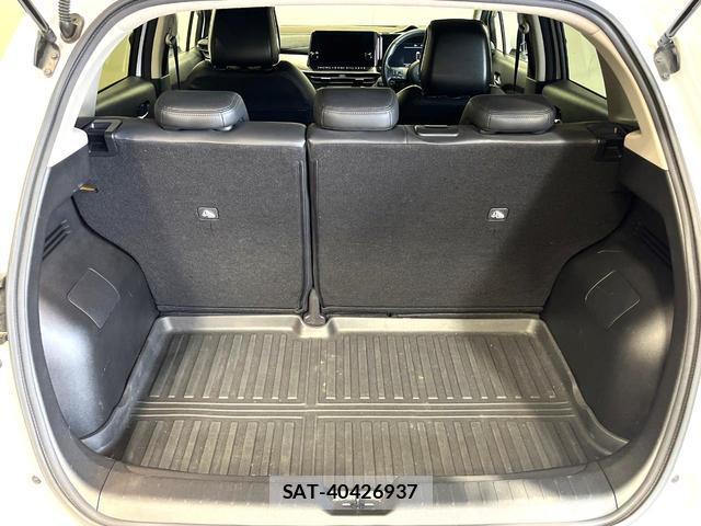 Nissan AURA 2023-02 8548506-9