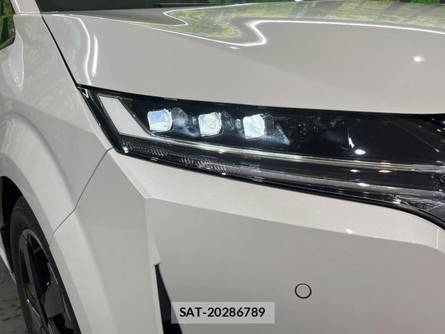 Nissan AURA 2022-11 8548540-11