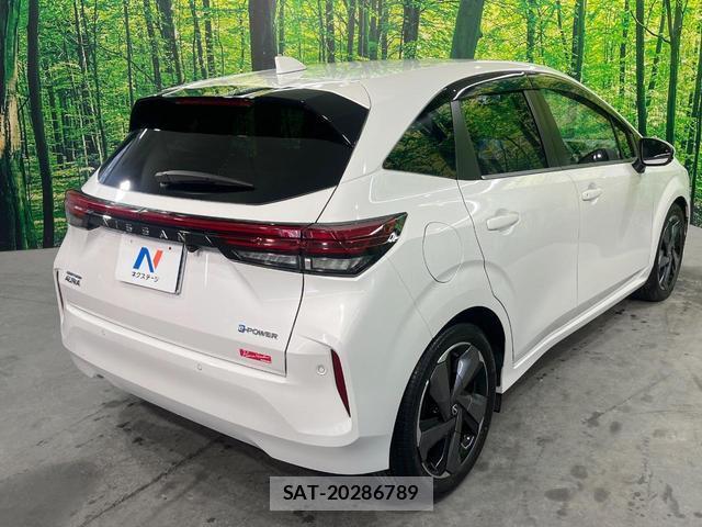 Nissan AURA 2022-11 8548540-16
