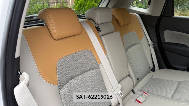 Nissan AURA 2024-01 8550395-5