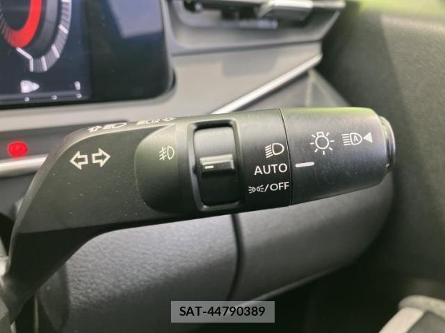 Nissan AURA 2022-06 8551200-16
