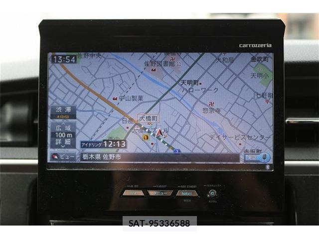Toyota AURIS 2013-05 8546713-3
