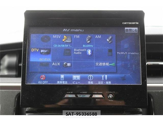 Toyota AURIS 2013-05 8546713-4