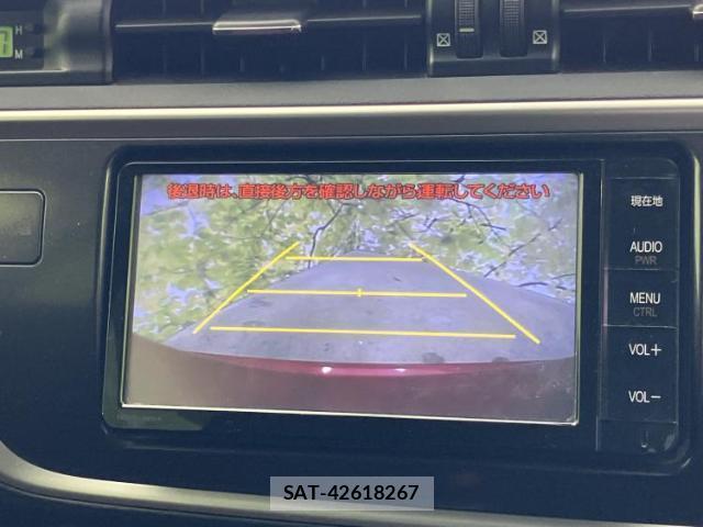 Toyota AURIS 2014-10 8549607-13
