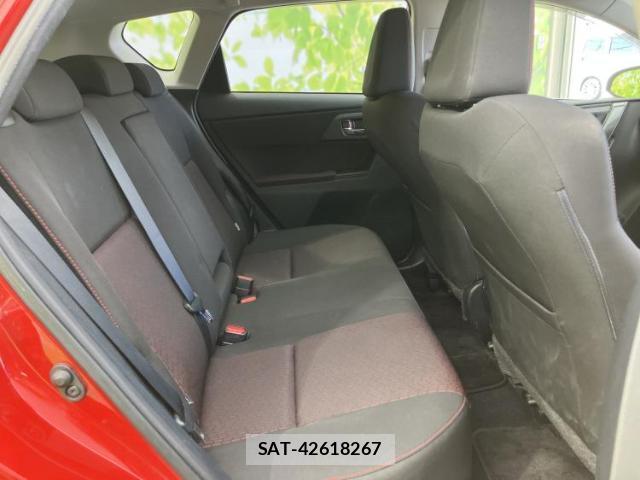 Toyota AURIS 2014-10 8549607-4
