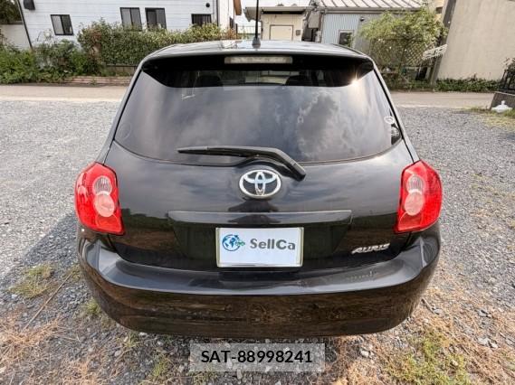 Toyota AURIS 2008-02 8550288-1