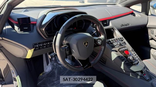 Lamborghini Aventador 2021-04 8550248-2