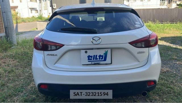 Mazda AXELA SPORT 2015-08 8550404-1