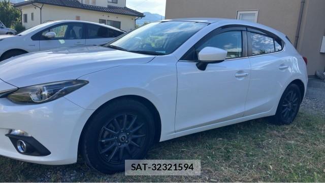 Mazda AXELA SPORT 2015-08 8550404-3