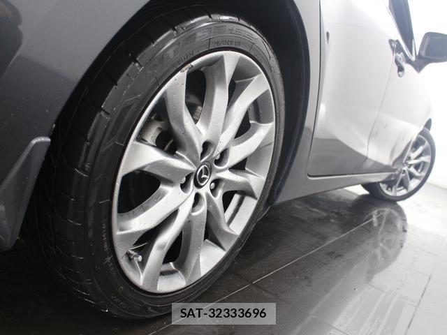 Mazda AXELA SPORT 2015-08 8551043-18