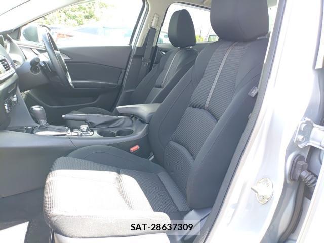 Mazda AXELA 2017-08 8546543-15