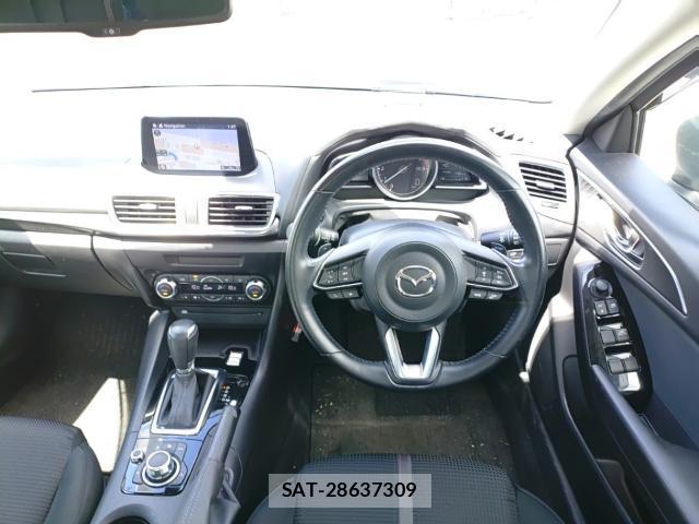 Mazda AXELA 2017-08 8546543-2