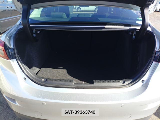 Mazda AXELA 2018-08 8552168-7