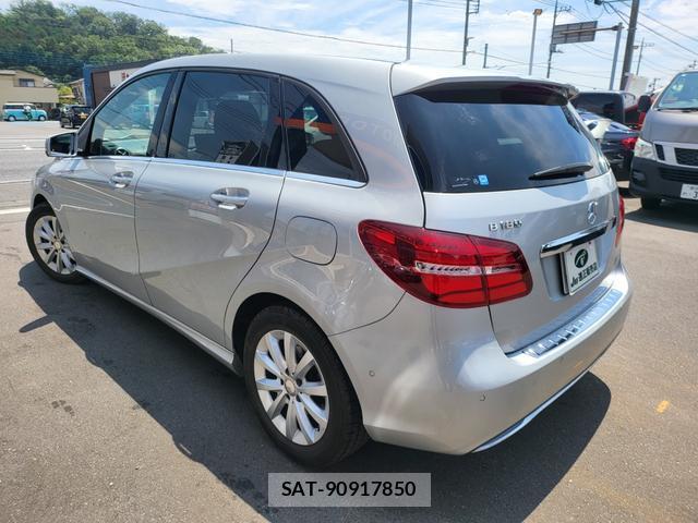 Mercedes Benz B-CLASS 2016-11 8546678-13