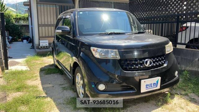 Toyota BB 2009-12 8550362-11