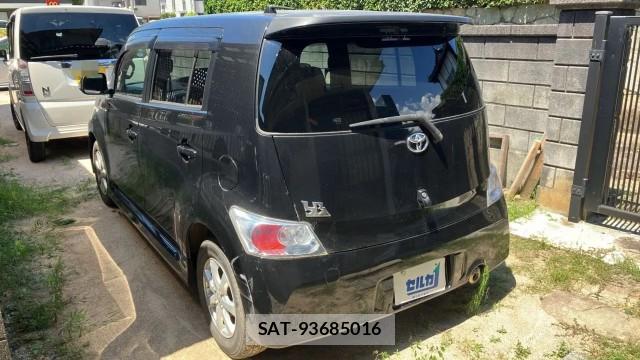 Toyota BB 2009-12 8550362-13