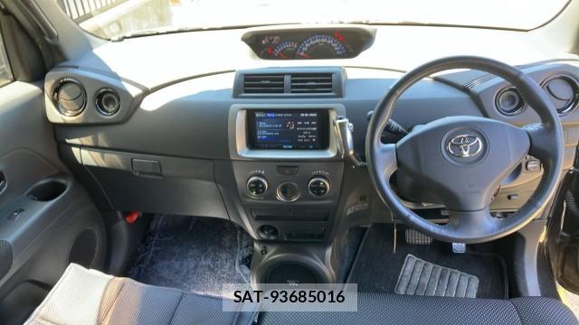 Toyota BB 2009-12 8550362-2