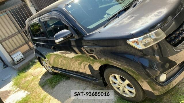 Toyota BB 2009-12 8550362-3